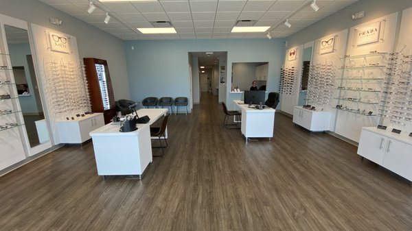 BETTER VISION FAMILY EYE CARE - Updated January 2025 - 17 Photos - 8457