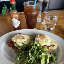 Eggs Benedict