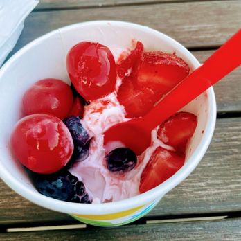 TCBY Wedgewood Commons - Strawberry Yogurt, blackberries, cherries, blueberries and strawberries. It was sooooooooooo delicious! - Ice Cream & Frozen Yogurt Near Me - Olive Branch, Mississippi TCBY Wedgewood Commons - Strawberry Yogurt, blackberries, cherries, blueberries and strawberries. It was sooooooooooo delicious! - Ice Cream & Frozen Yogurt Near Me - Olive Branch, Mississippi