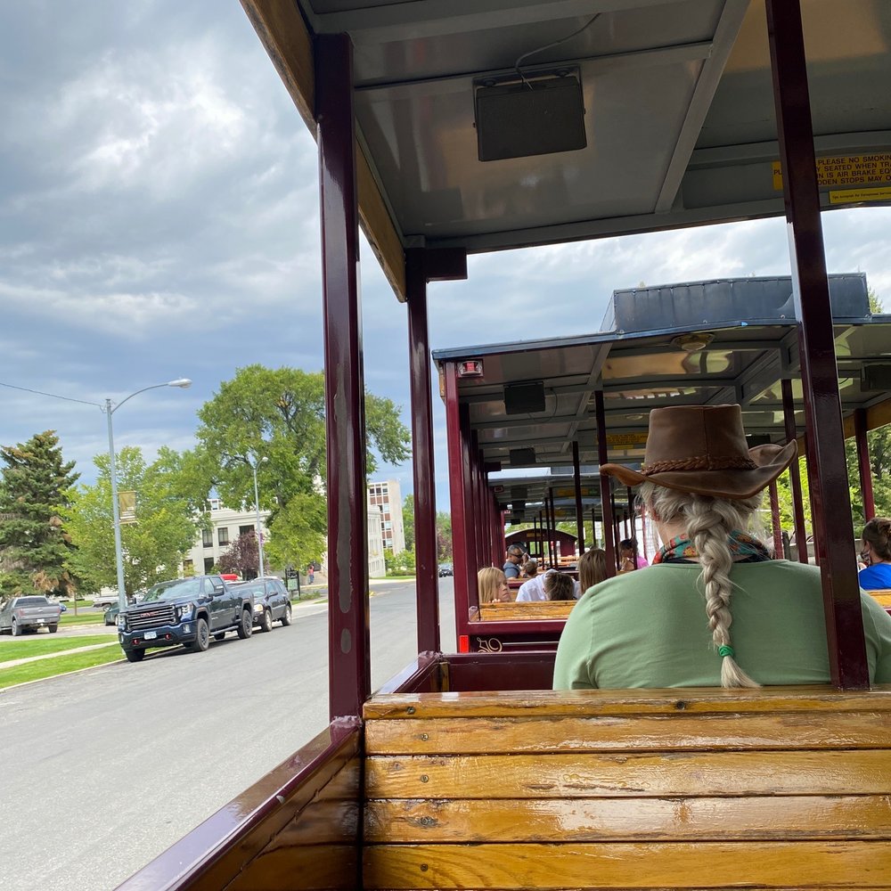 Train tour! Train tour!