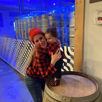 Southern Swells Brewing - We  Swellies! - Breweries Near Me - Jacksonville Beach, Florida