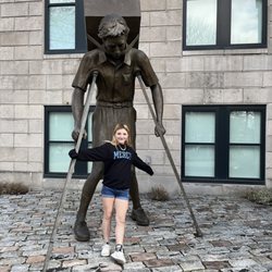The Pizzuti Collection - Exterior sculpture