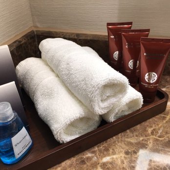Conrad Dublin - Bathroom amenities - Hotels Near Me - Dublin, D