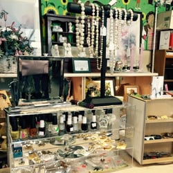 Four Paws Thrift Store