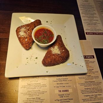 River Oaks Pizzeria - Pizza Near Me - Myrtle Beach, South Carolina River Oaks Pizzeria - Pizza Near Me - Myrtle Beach, South Carolina