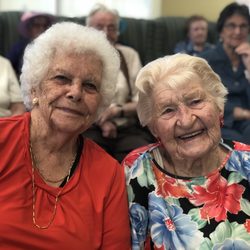 Magnolia Gardens - A Bria Community - Magnolia Gardens residents enjoy lives enriched with purpose, friendship and happiness.