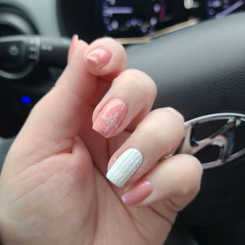 Olani Nails & Spa - Gel polish and manicure with a design - Waxing Near Me - Everett, Washington
