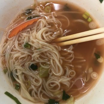 Pho Thanh Na - V2 Pho, carrots, green onion, rice noodles, broccoli, and tofu - Bubble Tea Near Me - Monroe, Washington