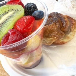 Fruit Salad and Morning Bun! The fruit salad has a particularly nice and diverse assortment! IG: @amei.eats