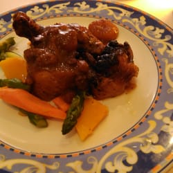 Aragon - Pollarda rellena de ciruelas y piñones