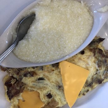 Killian Cafe & Grill - bacon and cheese omelette with grilled cheese - Breakfast & Brunch Near Me - Miami, Florida Killian Cafe & Grill - bacon and cheese omelette with grilled cheese - Breakfast & Brunch Near Me - Miami, Florida
