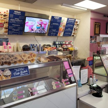 Baskin-Robbins - Ice cream - Ice Cream & Frozen Yogurt Near Me - Tustin, California