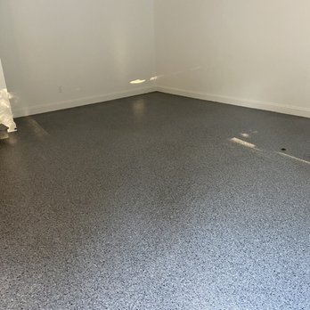 Concrete By Design - an empty room with a concrete floor - Masonry/Concrete Near Me - Sharpsburg, Georgia