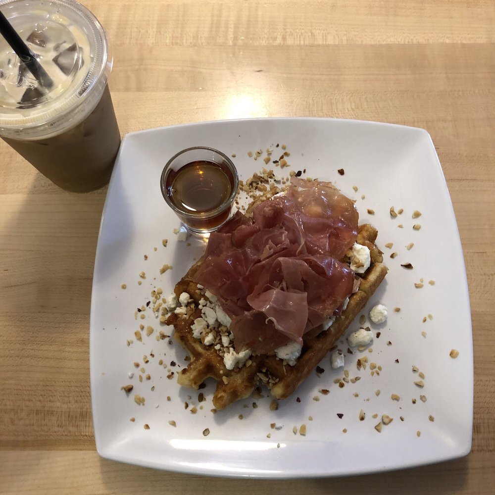 Syrup Trap - The Audrey with prosciutto added - Breakfast & Brunch Near Me - Vancouver, Washington