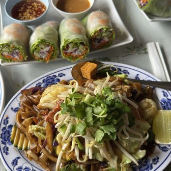Ning's Thai Cuisine - Pad See ew - Thai Near Me - Pahoa, Hawaii Ning's Thai Cuisine - Pad See ew - Thai Near Me - Pahoa, Hawaii