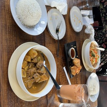 Koi Asian Cuisine - Madman curry and Thai tea - Asian Fusion Near Me - Weirton, West Virginia Koi Asian Cuisine - Madman curry and Thai tea - Asian Fusion Near Me - Weirton, West Virginia