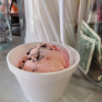 Rustic Gate Creamery - Cherry Amaretto - Ice Cream & Frozen Yogurt Near Me - Jenks, Oklahoma