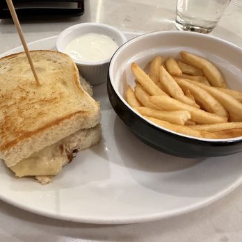 Atlantis Casino Resort Spa - 1/2 tuna melt - Casinos Near Me - Reno, Nevada Atlantis Casino Resort Spa - 1/2 tuna melt - Casinos Near Me - Reno, Nevada