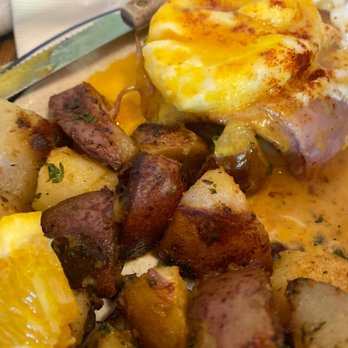Red Apple Cafe - Classic eggs Benny with avocado. Delicious!!! One of the best I've had. Also started with the homemade blueberry muffin. - Breakfast & Brunch Near Me - Aptos, California