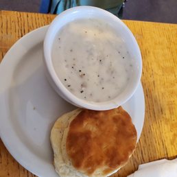 Biscuit and gravy