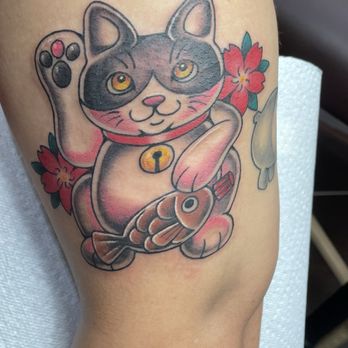 Ink Addiction Tattoos - Semi Traditional lucky cat, but with my cats markings - Tattoo Near Me - Casa Grande, Arizona