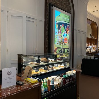 Depot 226 - the interior of a restaurant - Coffee & Tea Near Me - Chicago, Illinois