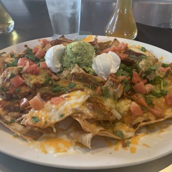 Yard House - Chicken nachos yum - New American Near Me - Oxnard, California