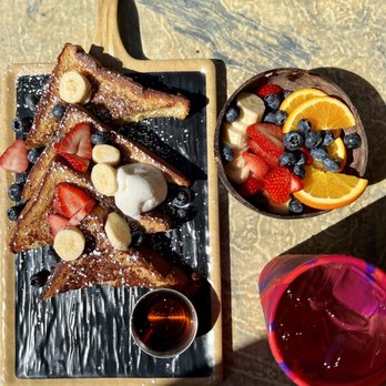 Down the Hatch Maui - French toast and fresh fruit - Seafood Near Me - Lahaina, Hawaii Down the Hatch Maui - French toast and fresh fruit - Seafood Near Me - Lahaina, Hawaii