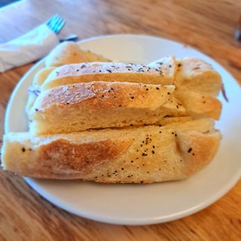 Babbo Italian Eatery - Bread served with olive oil in balsamic - Italian Near Me - Mesa, Arizona