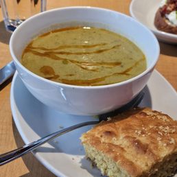 Delicious soup of the day: green pea mint