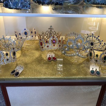 Dara Beauty - all sizes available ! - Costumes Near Me - Anaheim, California Dara Beauty - all sizes available ! - Costumes Near Me - Anaheim, California