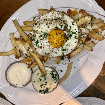 Au Cheval - Crispy Fries , Garlic Aioli & Fried Farm Egg - Bars Near Me - Chicago, Illinois