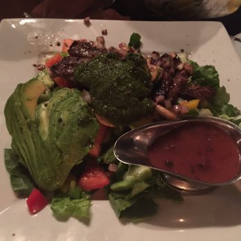 26 Beach Restaurant - Steak chimichurra salad - New American Near Me - Venice, California