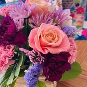 Hill Country Hive - Florists Near Me - Lago Vista, Texas