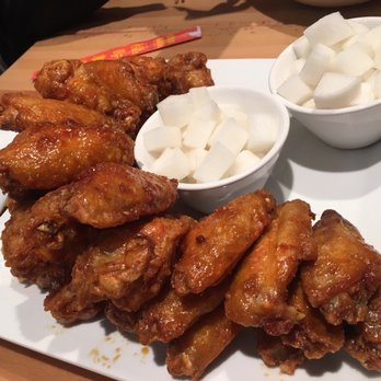 Bonchon Costa Mesa - 30 soy garlic wings - Chicken Wings Near Me - Costa Mesa, California