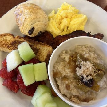 The Henley Kitchen and Bar - Breakfast variety - Southern Near Me - Southlake, Texas The Henley Kitchen and Bar - Breakfast variety - Southern Near Me - Southlake, Texas