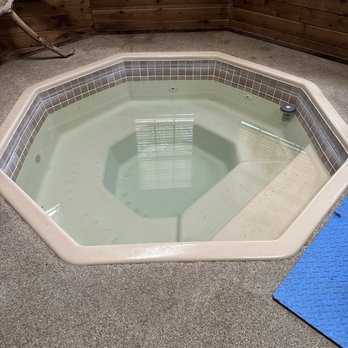 Blue Star Pool And Spas Services - Before - Pool & Hot Tub Service Near Me - Big Bear Lake, California