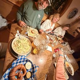 Pretzel, kasaspatzle, schnitzel cordon bleu.