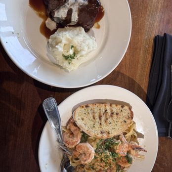 Paul Martin's American Grill - DineLA entree: Braised short rib and shrimp linguine - New American Near Me - El Segundo, California Paul Martin's American Grill - DineLA entree: Braised short rib and shrimp linguine - New American Near Me - El Segundo, California