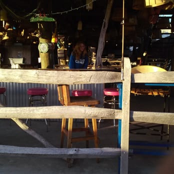 Brooklyn Crab - Tiki bar@ Bklyn.Crab in Red Hook. - Seafood Near Me - Brooklyn, New York