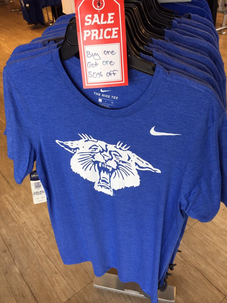 FAN OUTFITTERS 3735 Palomar Ctr, Lexington, KY Yelp