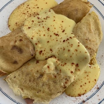 Peach's - Eggs Benedict Crepes - Breakfast & Brunch Near Me - North Conway, New Hampshire Peach's - Eggs Benedict Crepes - Breakfast & Brunch Near Me - North Conway, New Hampshire