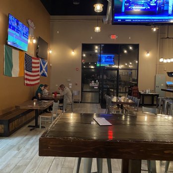 Starr Brothers Brewing - Dining area - Breweries Near Me - Albuquerque, New Mexico