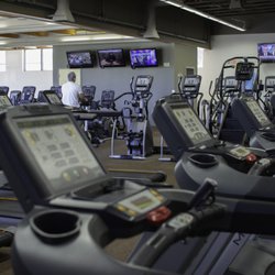 Courthouse Club Fitness - West
