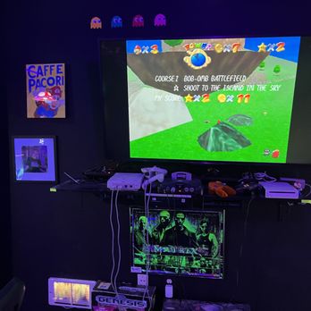 Caffé Pacori - Gaming thing - Cafes Near Me - Eugene, Oregon