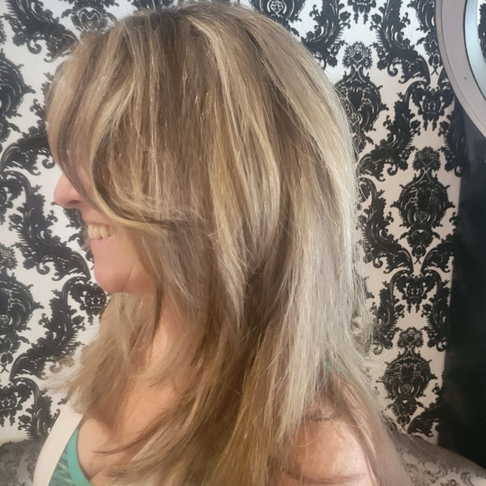 Hair Tech - Hair Stylists Near Me - Alameda, California Hair Tech - Hair Stylists Near Me - Alameda, California