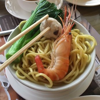 自助山 - Freshly prepared noodle with shrimp - International Near Me - Hong Kong, HK