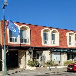 Sabai Salon - Storefront