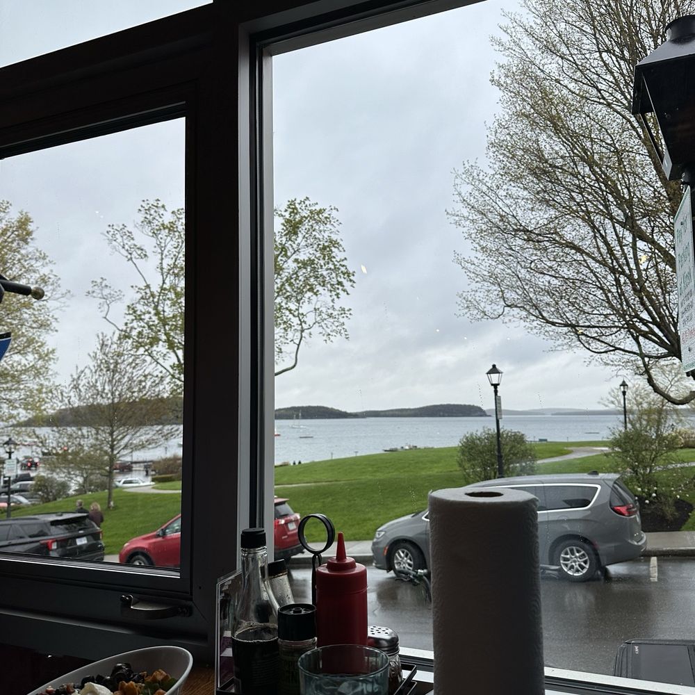 Geddy's - Seafood Near Me - Bar Harbor, Maine