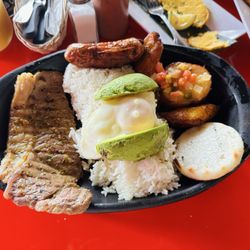 El Palacio De Los Frijoles Kendall - Bandeja Paisa